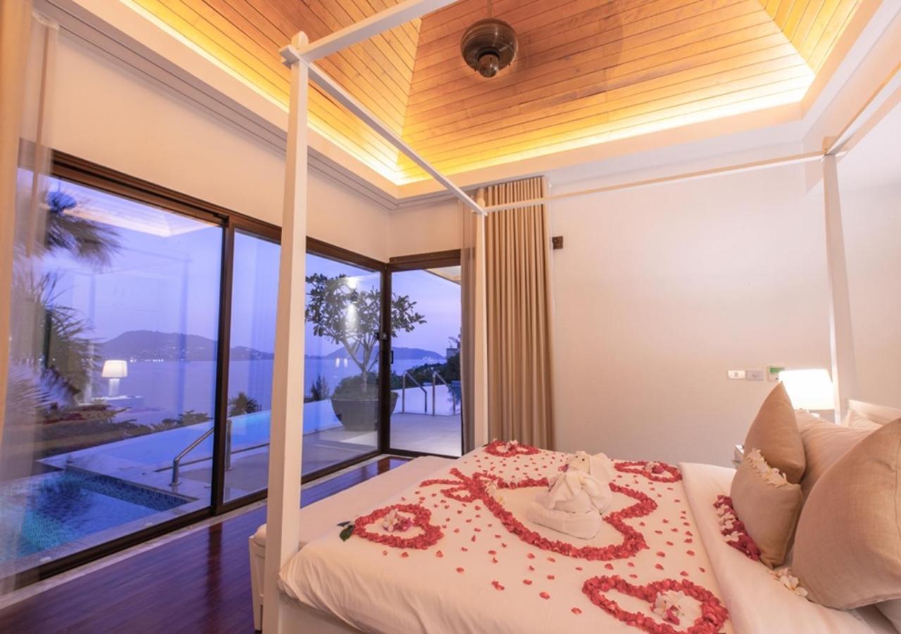 Indochine Resort&Villas - SHA Extra Plus Patong Exterior foto A bedroom at the resort