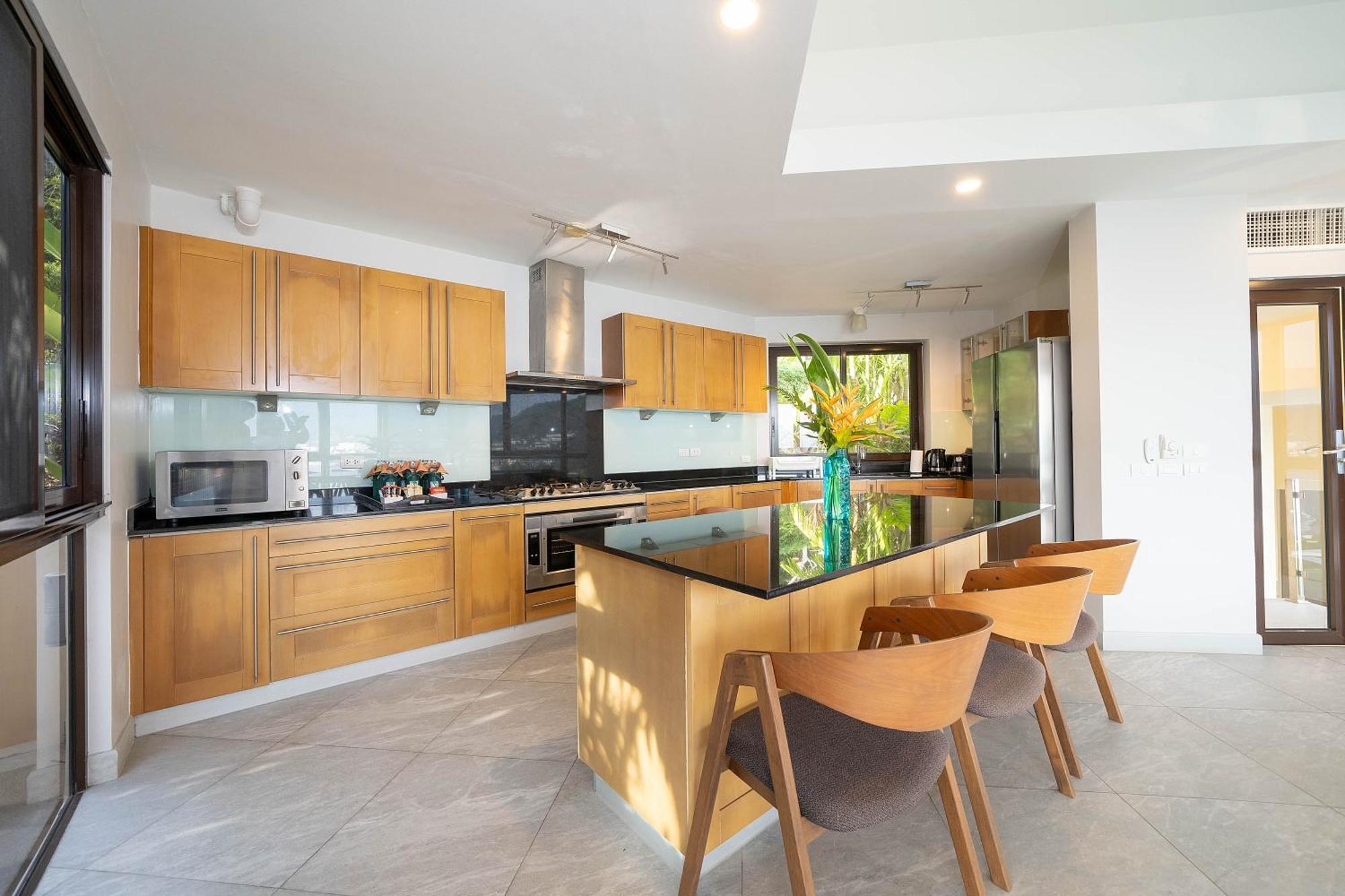 Indochine Resort&Villas - SHA Extra Plus Patong Exterior foto A modern kitchen