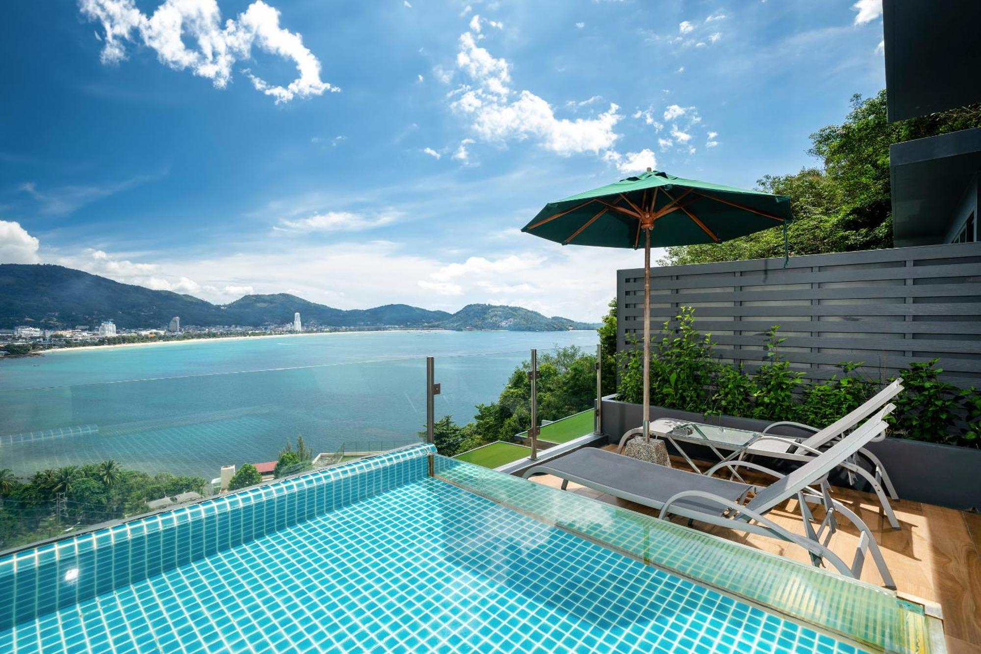 Indochine Resort&Villas - SHA Extra Plus Patong Exterior foto View of the Andaman Sea from the pool of a villa at the resort