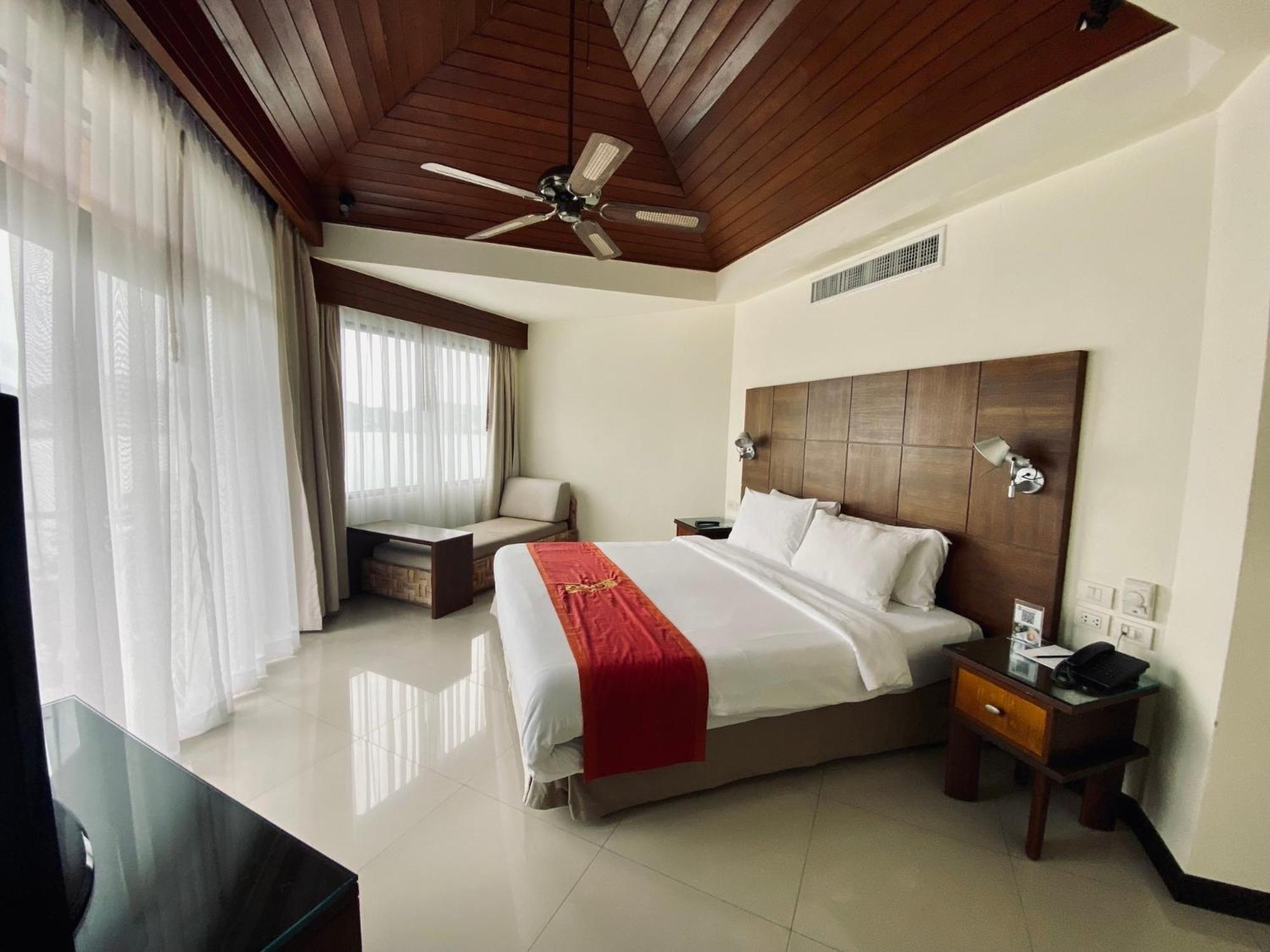 Indochine Resort&Villas - SHA Extra Plus Patong Exterior foto A bedroom at the Taj Bengal